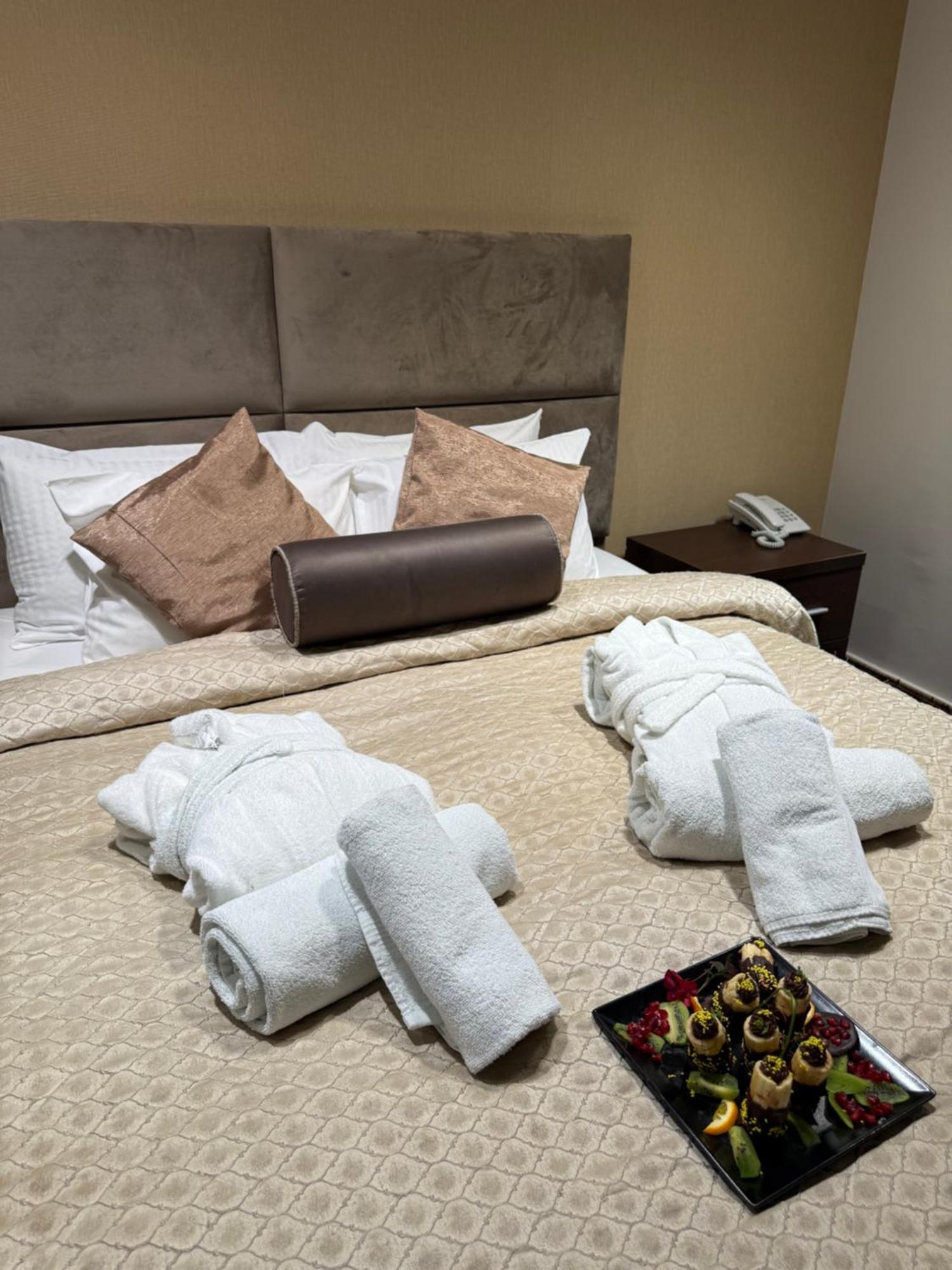 Guest House Panorama Aqualux With Free Parking نوفي ساد المظهر الخارجي الصورة